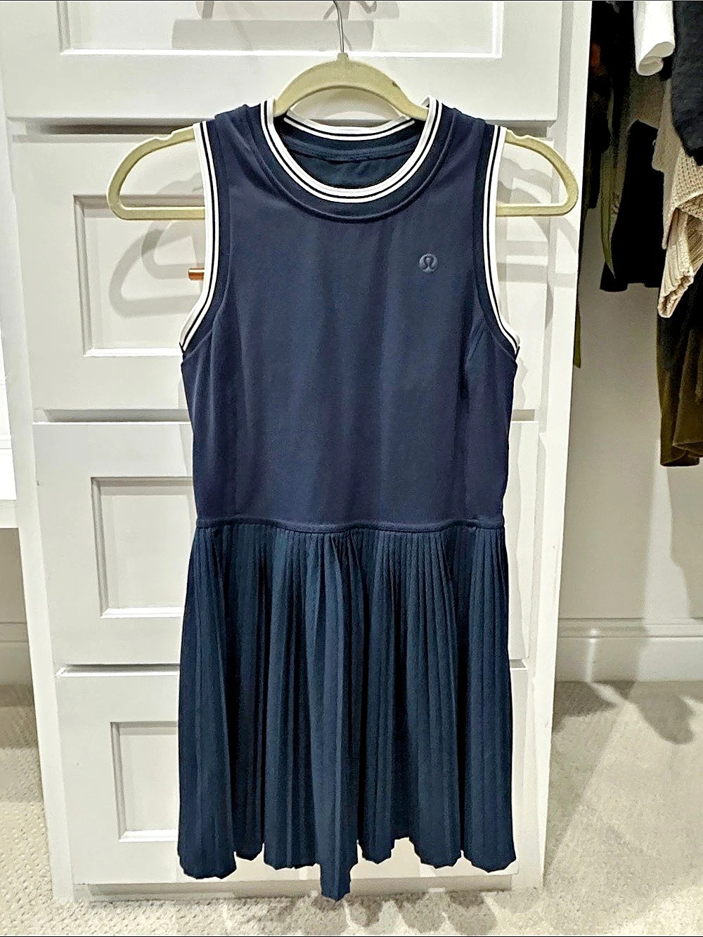 Lululemon Varsity Scoop Neck Pleated Tennis Dress Blue Like New